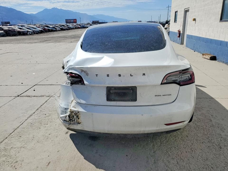 2022 TESLA MODEL 3 6
