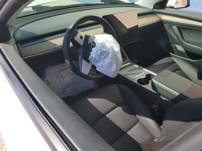 2022 TESLA MODEL 3 9