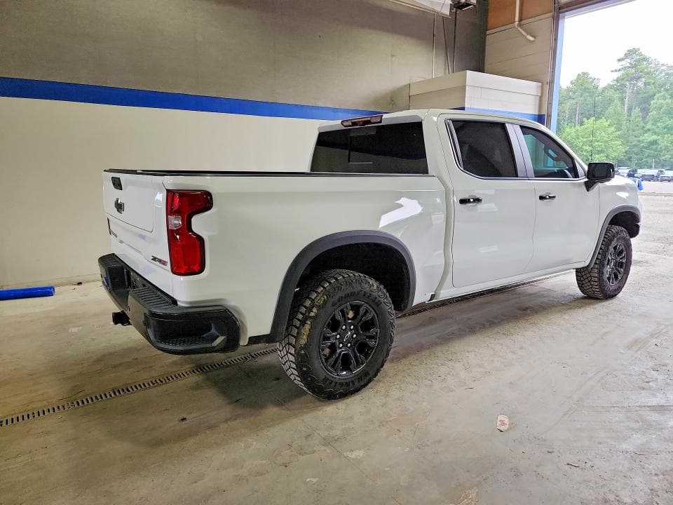2022 CHEVROLET SILVERADO K1500 ZR2 3