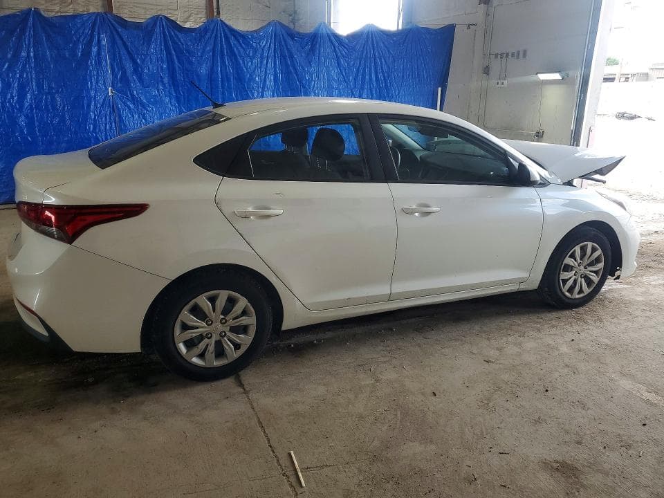 2018 HYUNDAI ACCENT SE SE 3