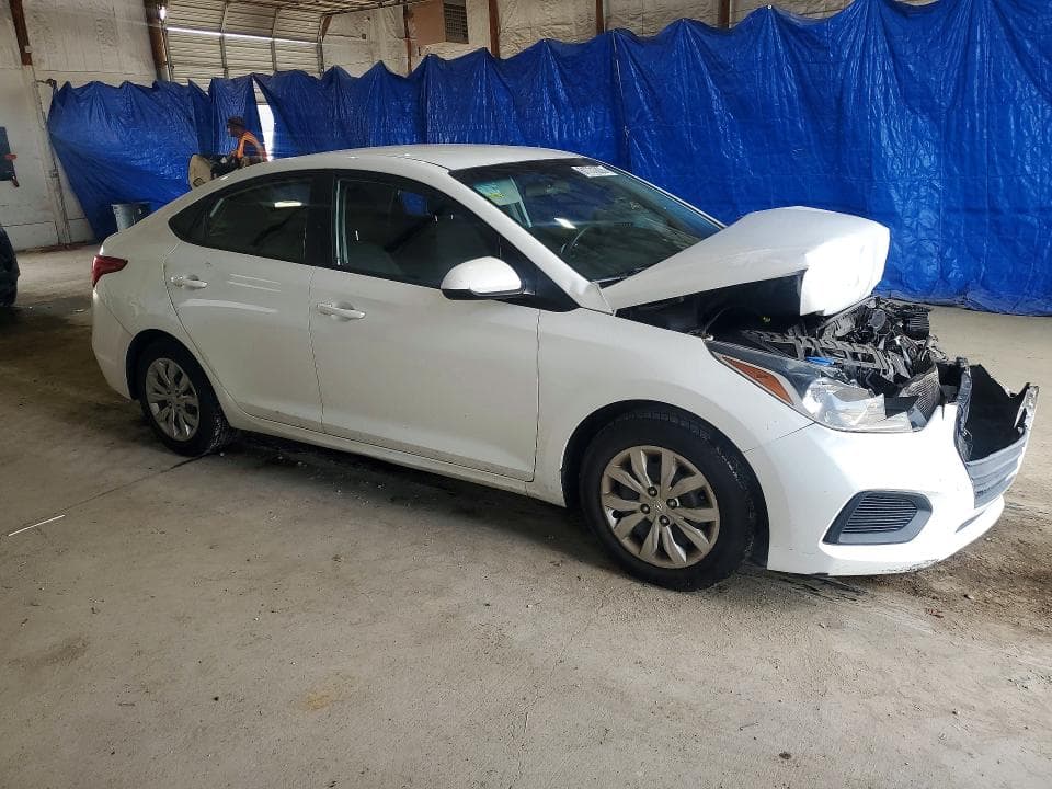 2018 HYUNDAI ACCENT SE SE 4
