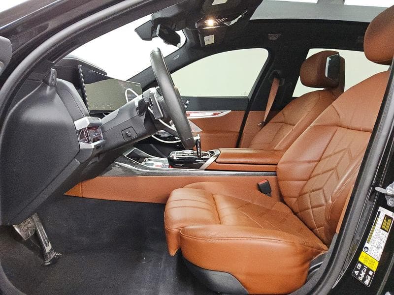 2023 BMW 760 XI 7