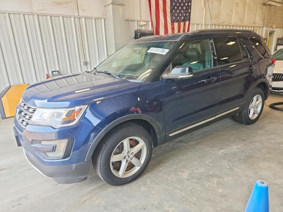 2017 FORD EXPLORER XLT 1