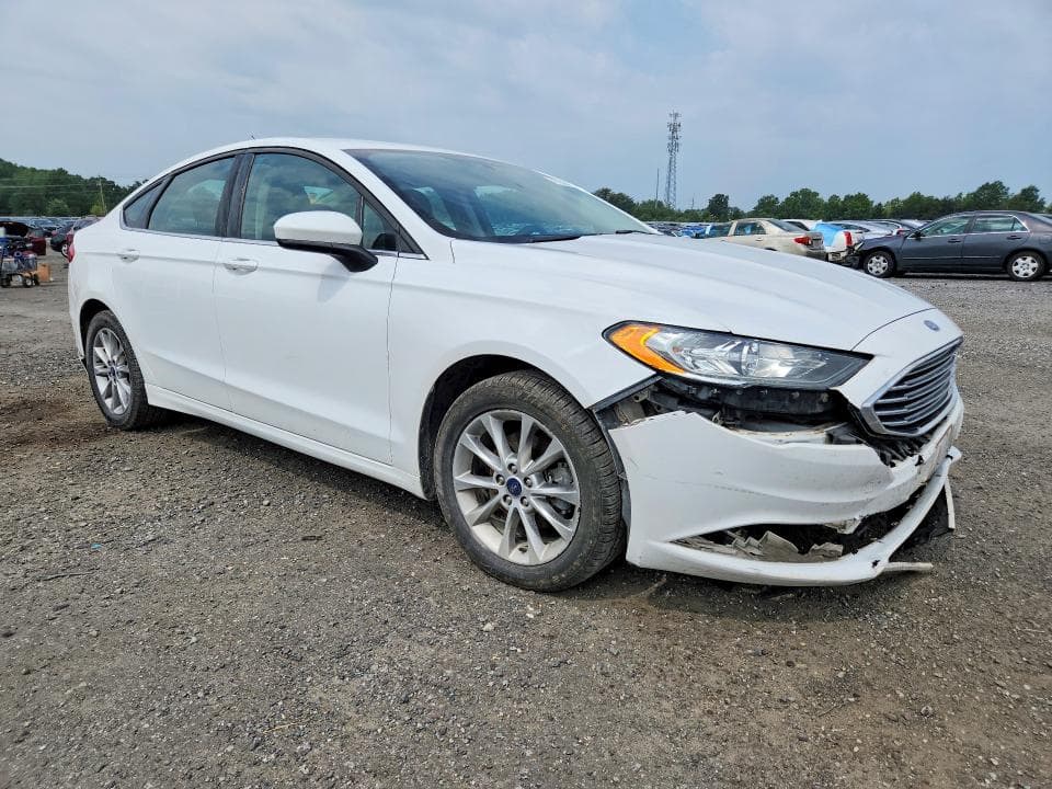 2017 FORD FUSION SE 4