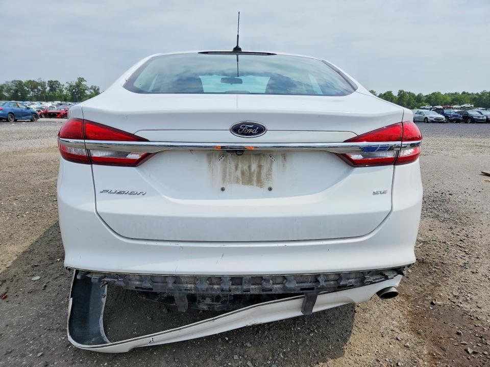 2017 FORD FUSION SE 6
