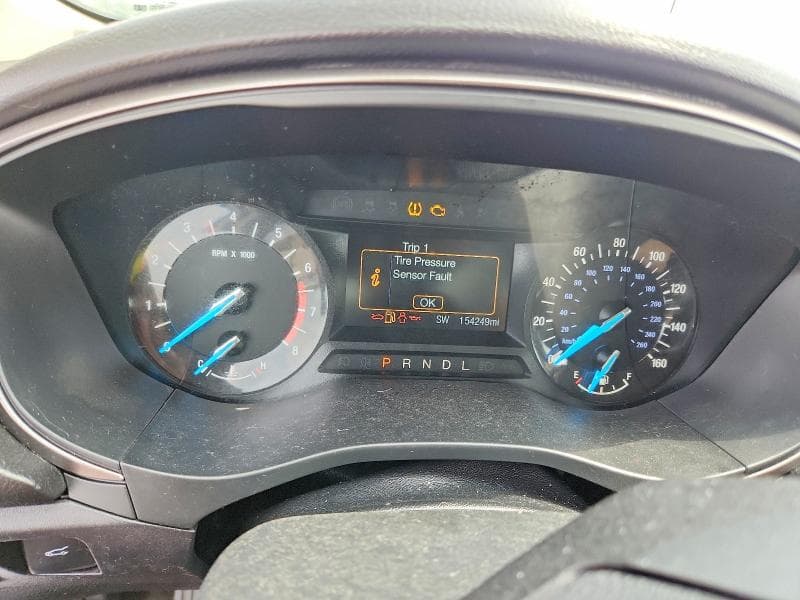2017 FORD FUSION SE 9