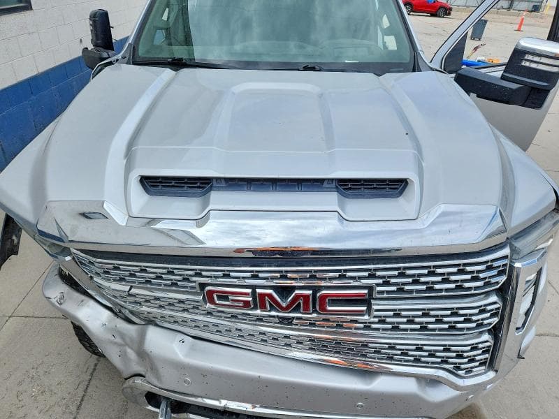 2020 GMC SIERRA K2500 DENALI 11