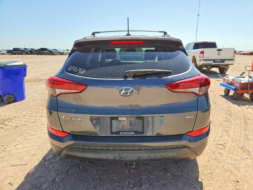 2017 HYUNDAI TUCSON SE SE 6