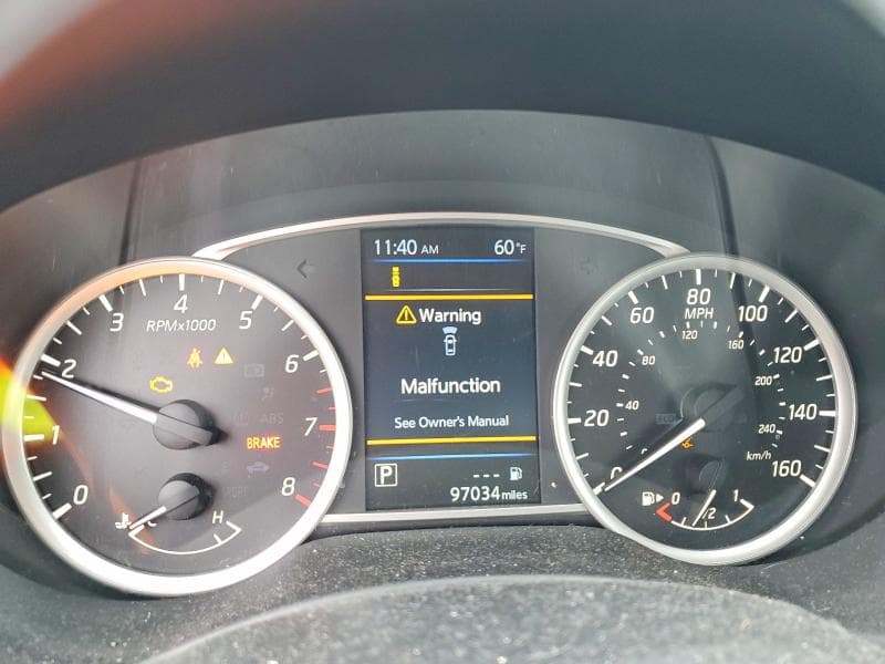 2019 NISSAN SENTRA S S 9