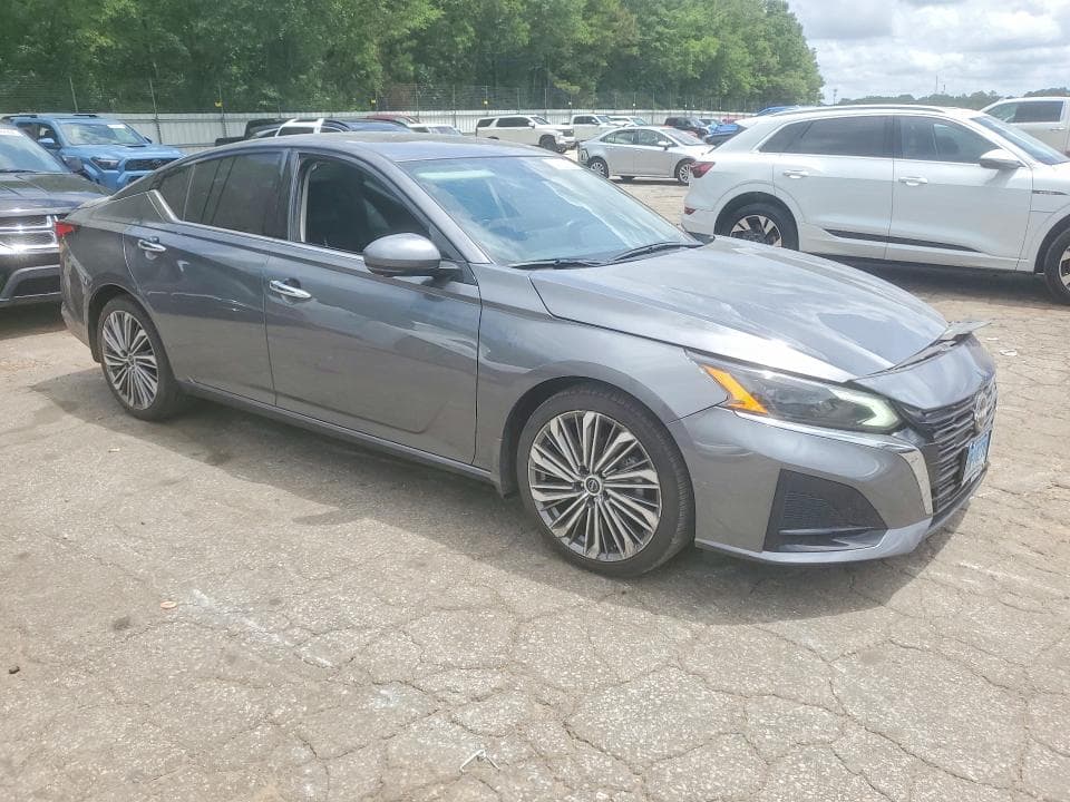 2024 NISSAN ALTIMA SL 4