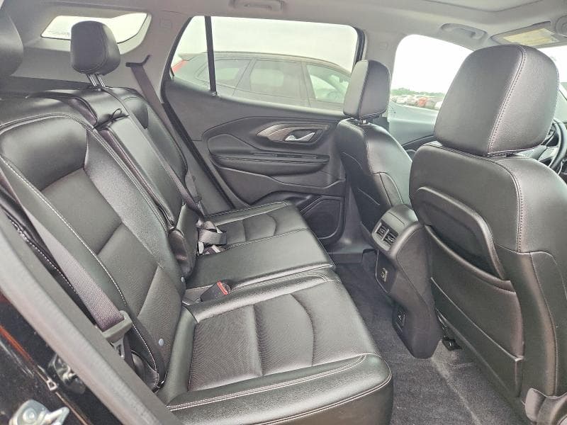 2024 GMC TERRAIN SLT 11
