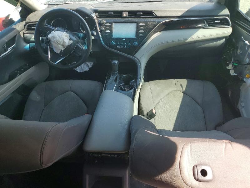 2020 TOYOTA CAMRY LE 8