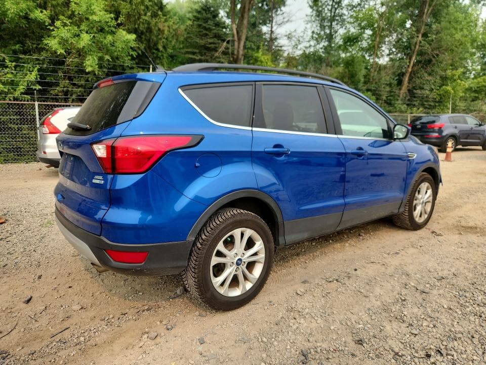 2019 FORD ESCAPE SEL 3