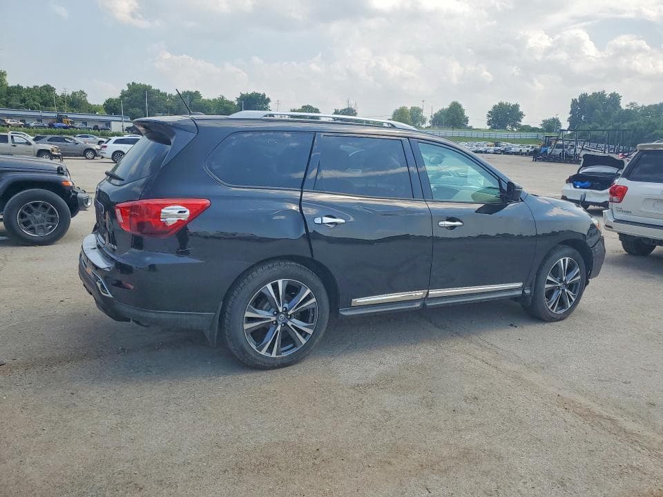 2017 NISSAN PATHFINDER PLATINUM PLATINUM 3