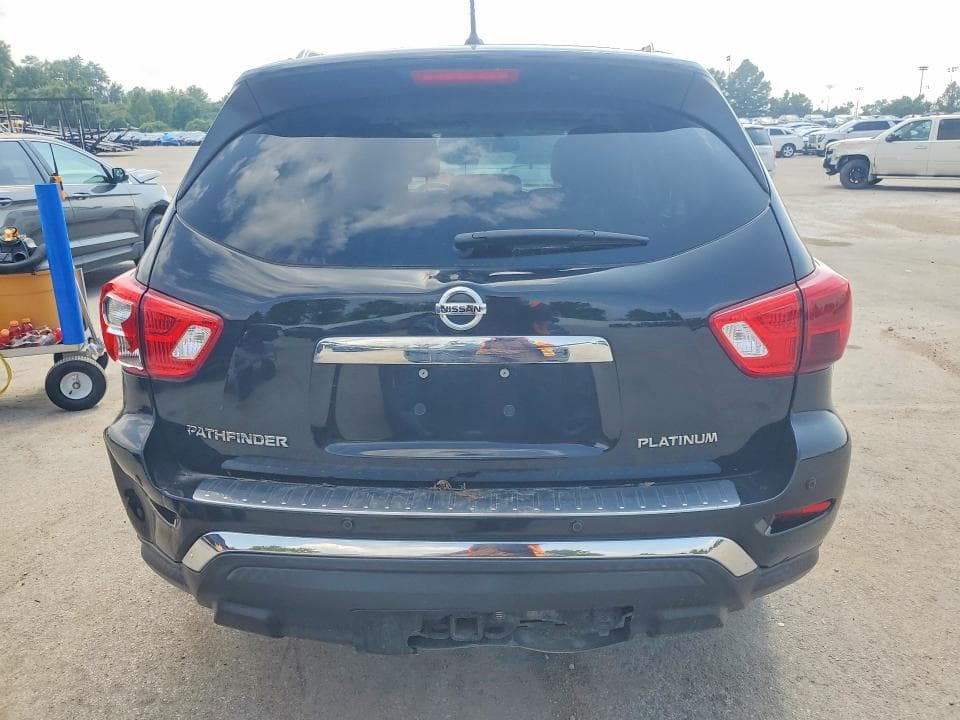 2017 NISSAN PATHFINDER PLATINUM PLATINUM 6