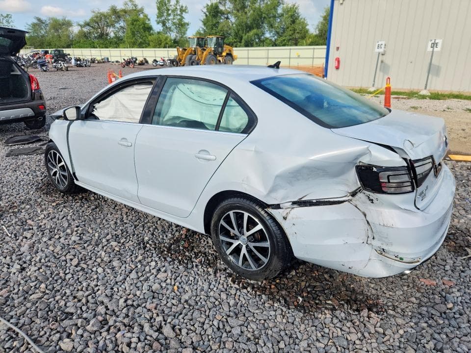 2018 VOLKSWAGEN JETTA SE 2
