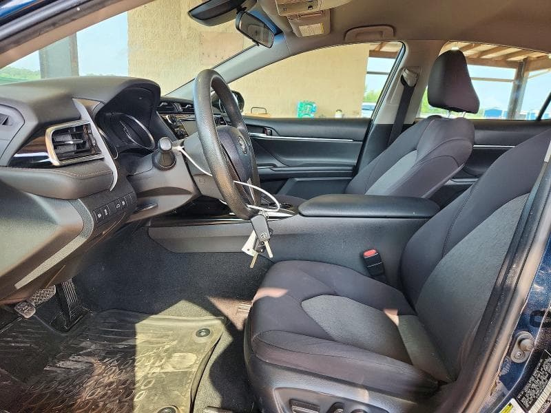 2018 TOYOTA CAMRY LE 7