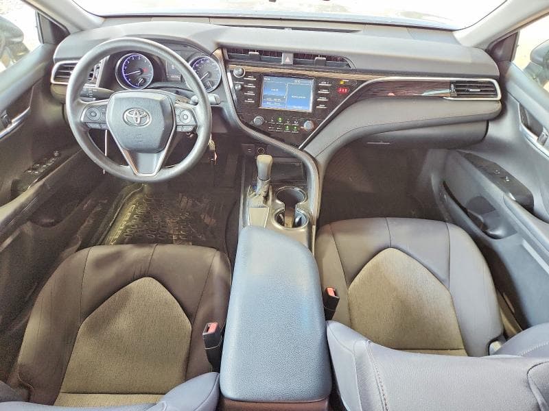 2018 TOYOTA CAMRY LE 8