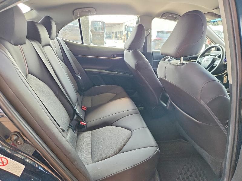 2018 TOYOTA CAMRY LE 10