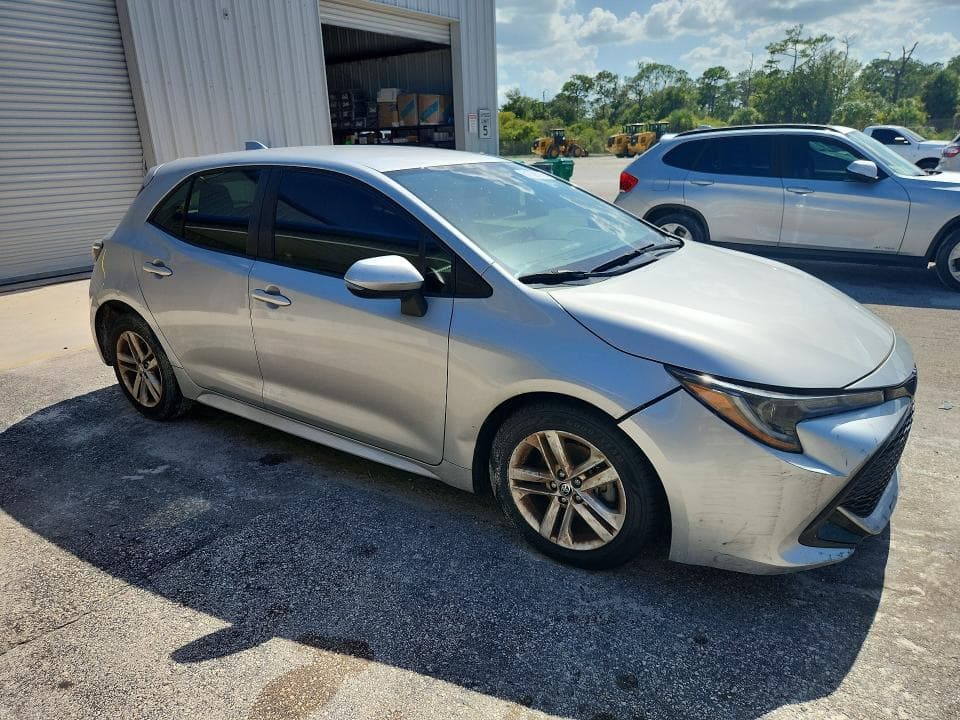 2021 TOYOTA COROLLA HATCHBACK SE 4