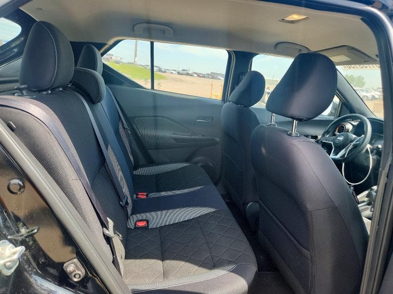 2019 NISSAN KICKS S 10