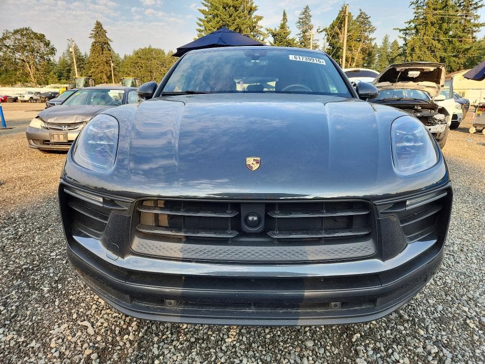 2023 PORSCHE MACAN BASE 5
