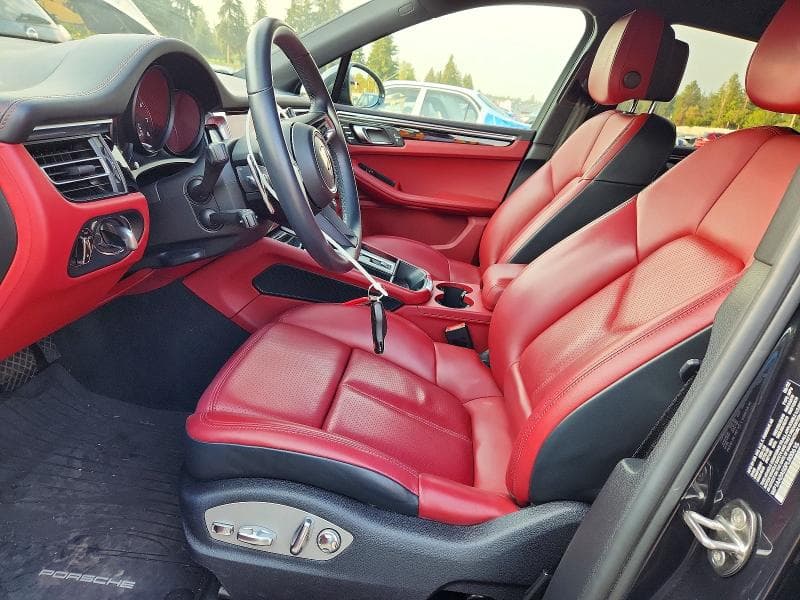 2023 PORSCHE MACAN BASE 7