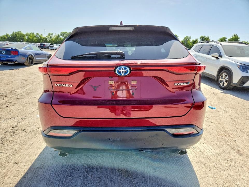 2021 TOYOTA VENZA LE 6