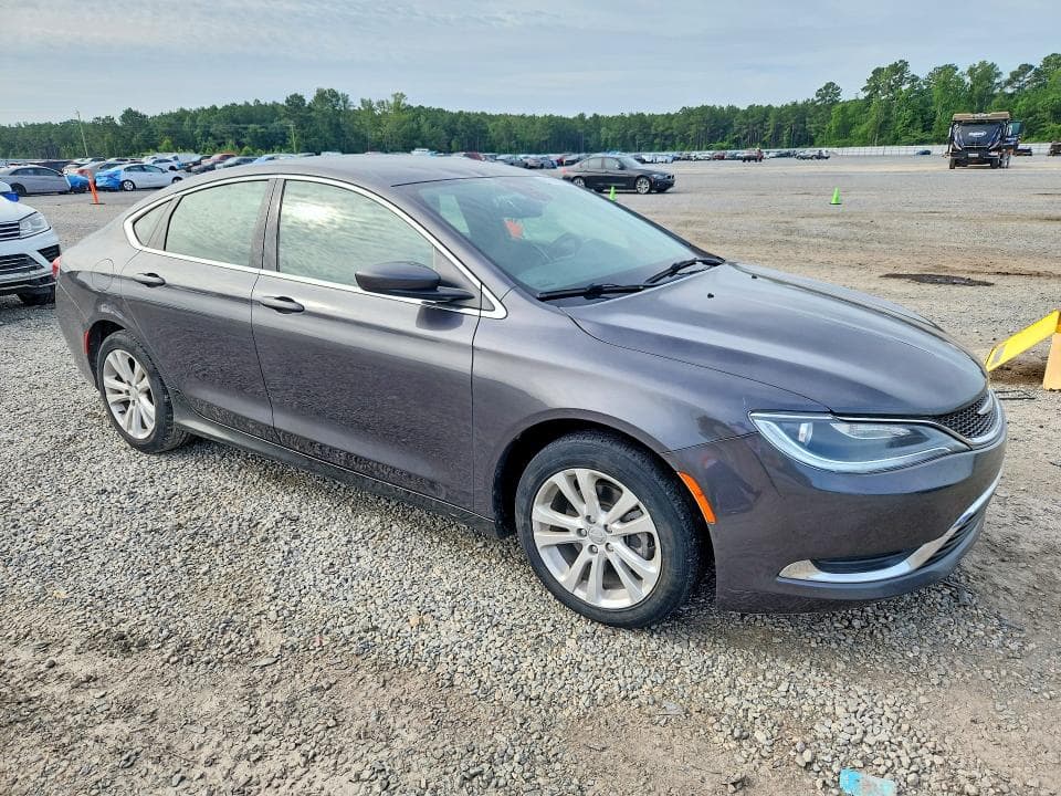 2017 CHRYSLER 200 LIMITED 4