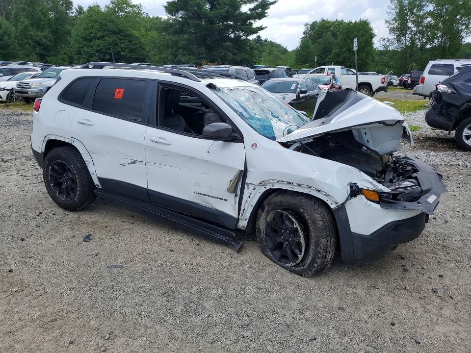 2019 JEEP CHEROKEE TRAILHAWK 4