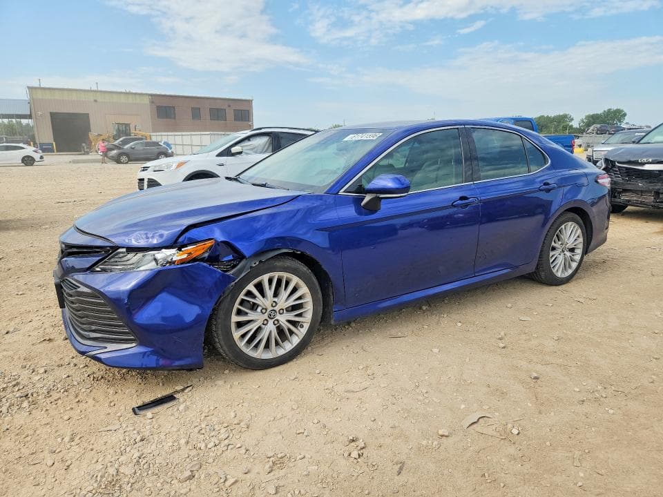 2018 TOYOTA CAMRY XLE XLE - 1