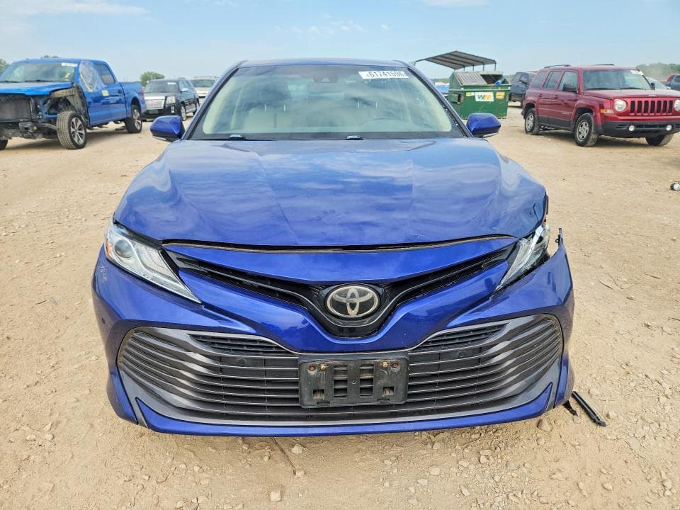 2018 TOYOTA CAMRY XLE XLE 5