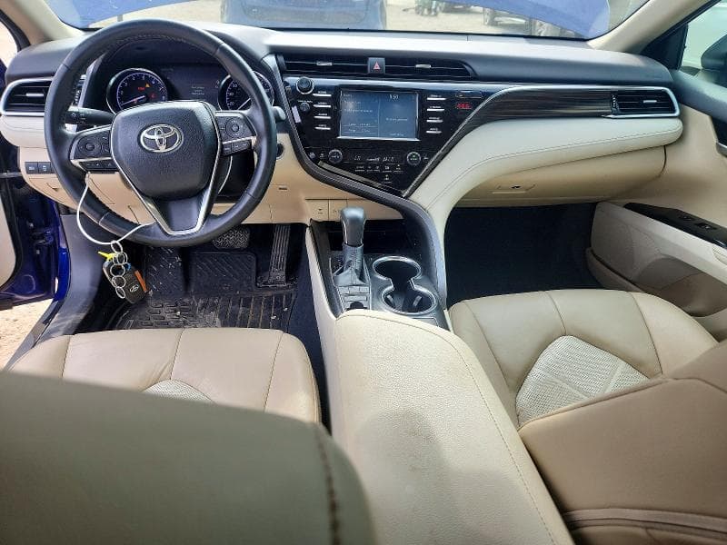 2018 TOYOTA CAMRY XLE XLE 8