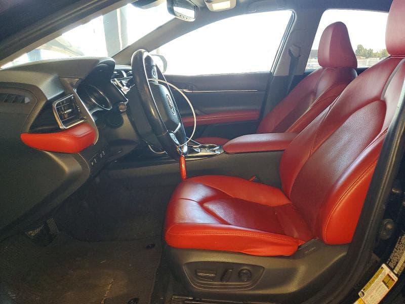 2019 TOYOTA CAMRY XSE 7