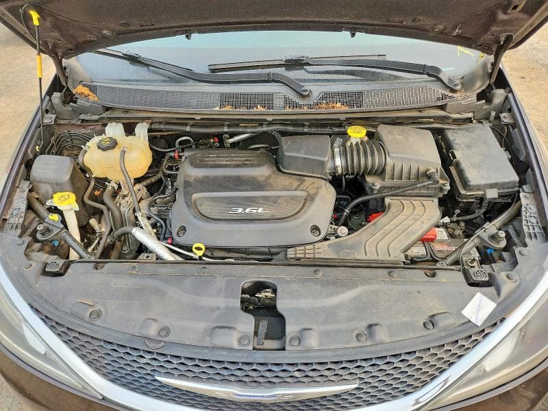 2018 CHRYSLER PACIFICA TOURING L 12