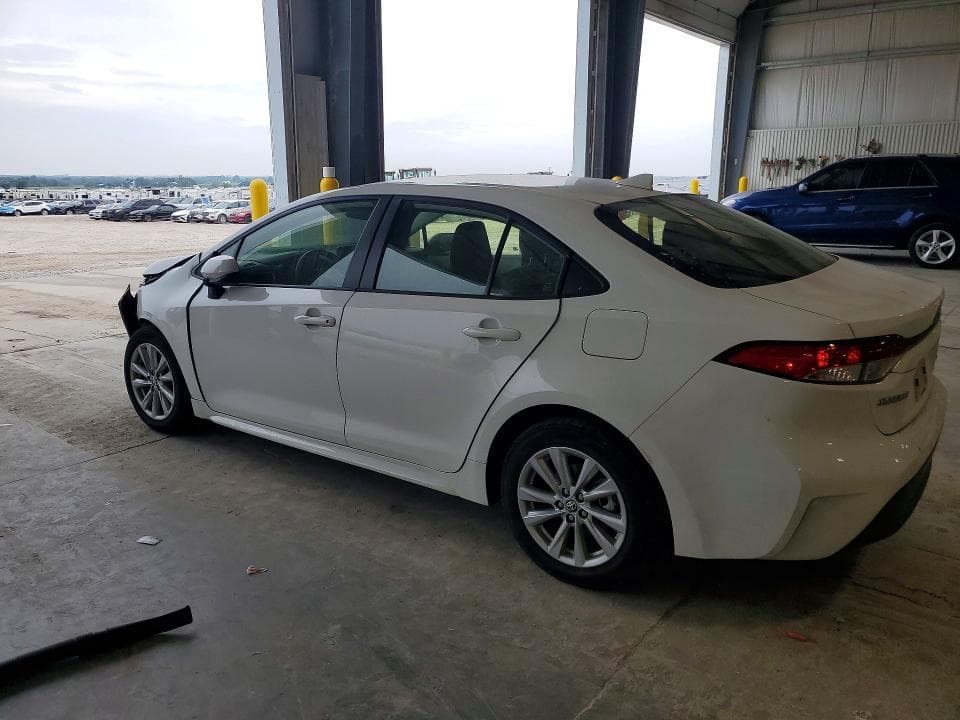 2023 TOYOTA COROLLA HYBRID LE 2