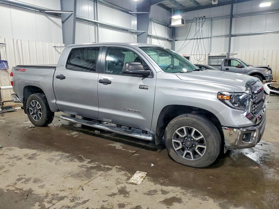 2020 TOYOTA TUNDRA SR5 4
