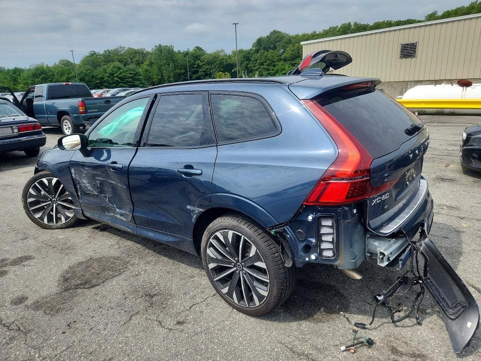 2026 VOLVO XC60 ULTRA 2