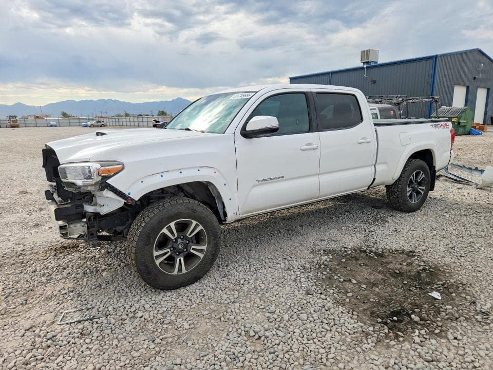 2019 TOYOTA TACOMA TRD SPORT - 1