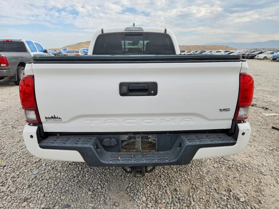 2019 TOYOTA TACOMA TRD SPORT 6