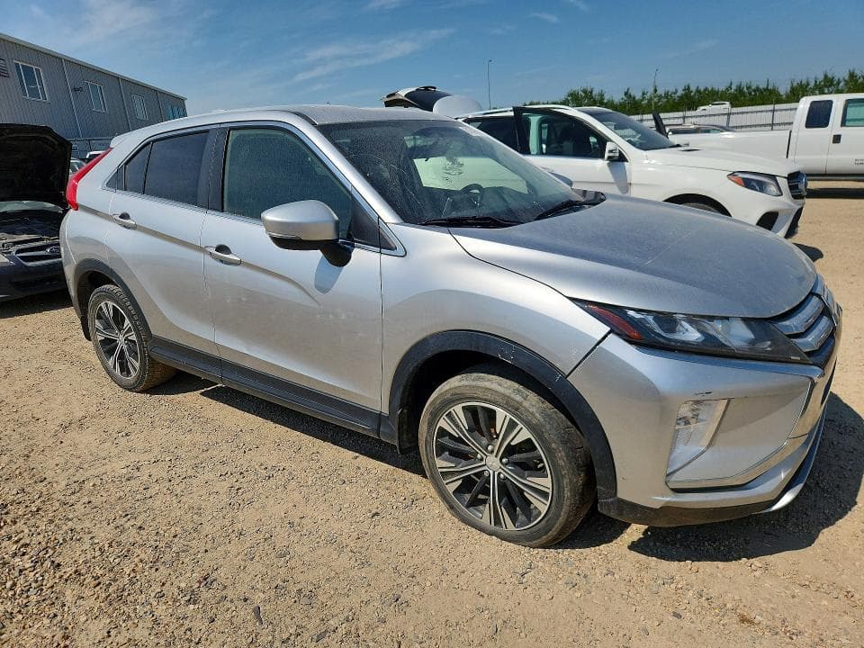 2018 MITSUBISHI ECLIPSE CROSS LE 4
