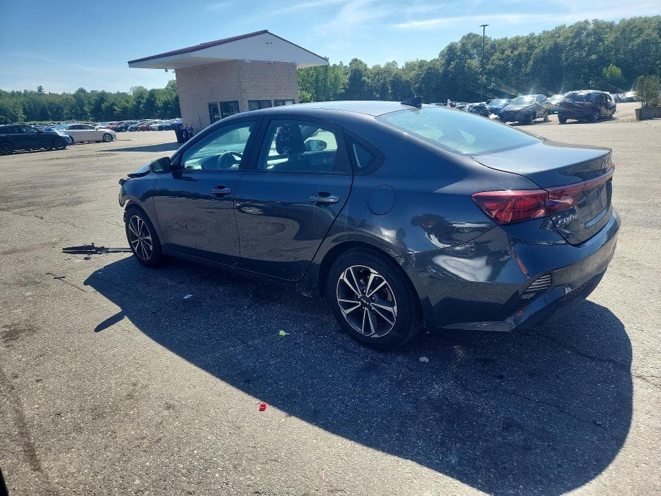 2024 KIA FORTE LXS 2