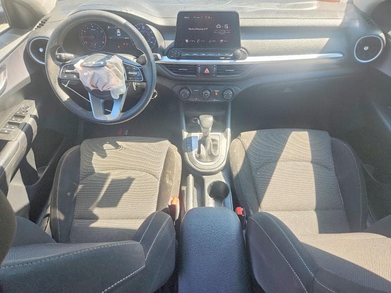 2024 KIA FORTE LXS 8