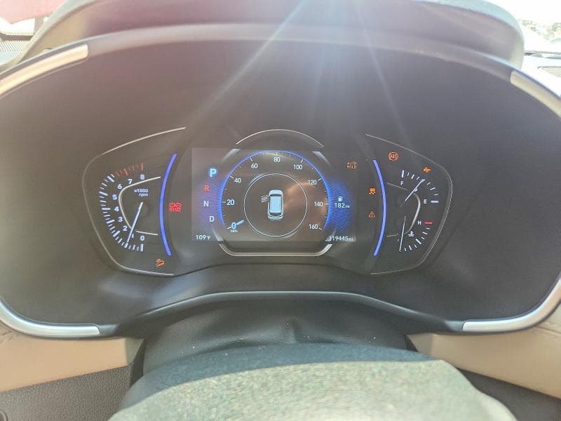 2020 HYUNDAI SANTA FE LIMITED 2.0T 9