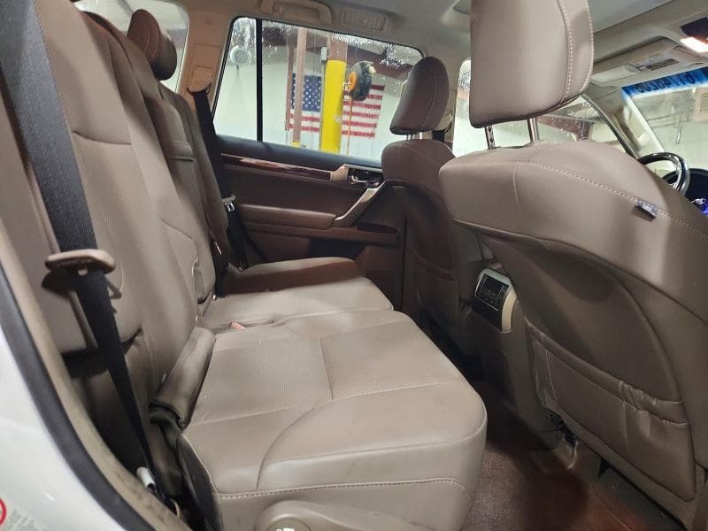 2019 LEXUS GX 460 11