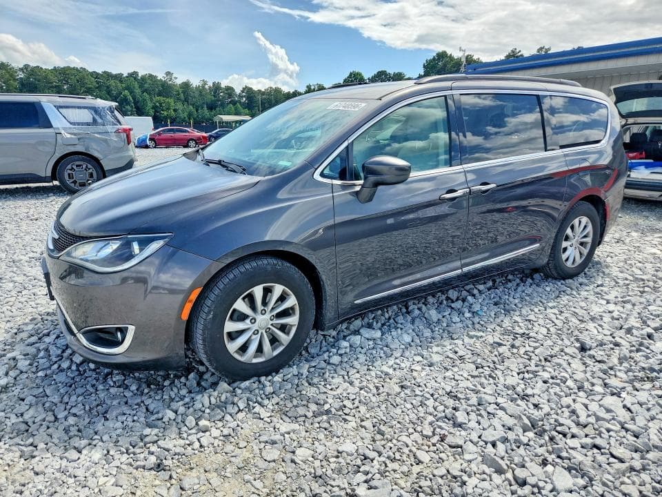 2017 CHRYSLER PACIFICA TOURING L - 1