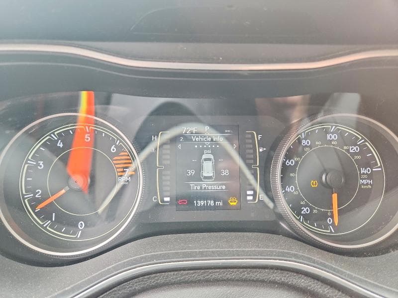 2019 JEEP CHEROKEE LATITUDE 9