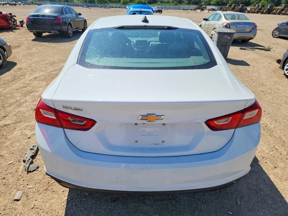 2018 CHEVROLET MALIBU LS 6