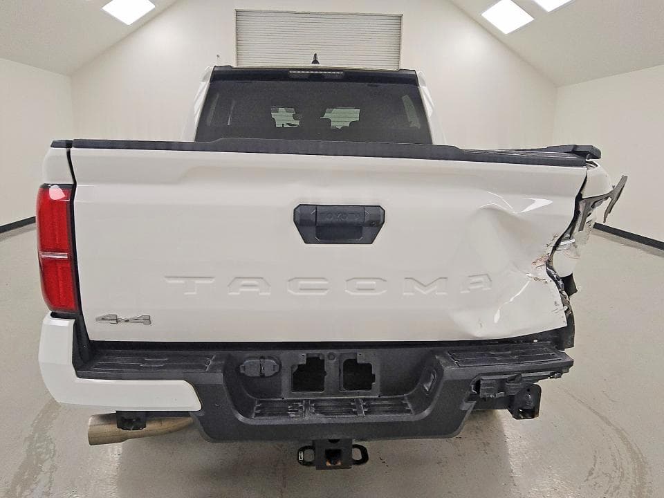 2024 TOYOTA TACOMA SR5 6