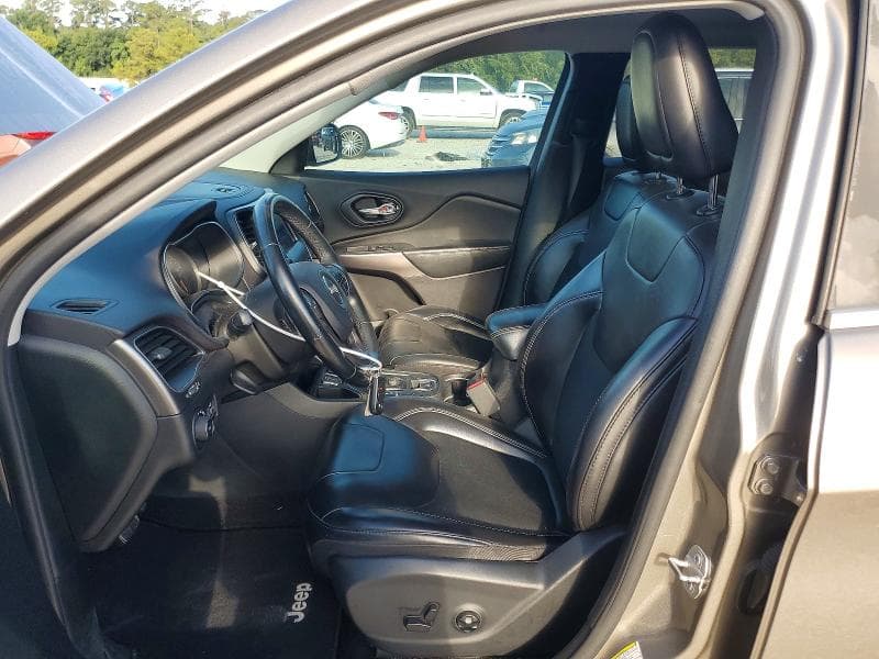 2019 JEEP CHEROKEE LATITUDE PLUS 7